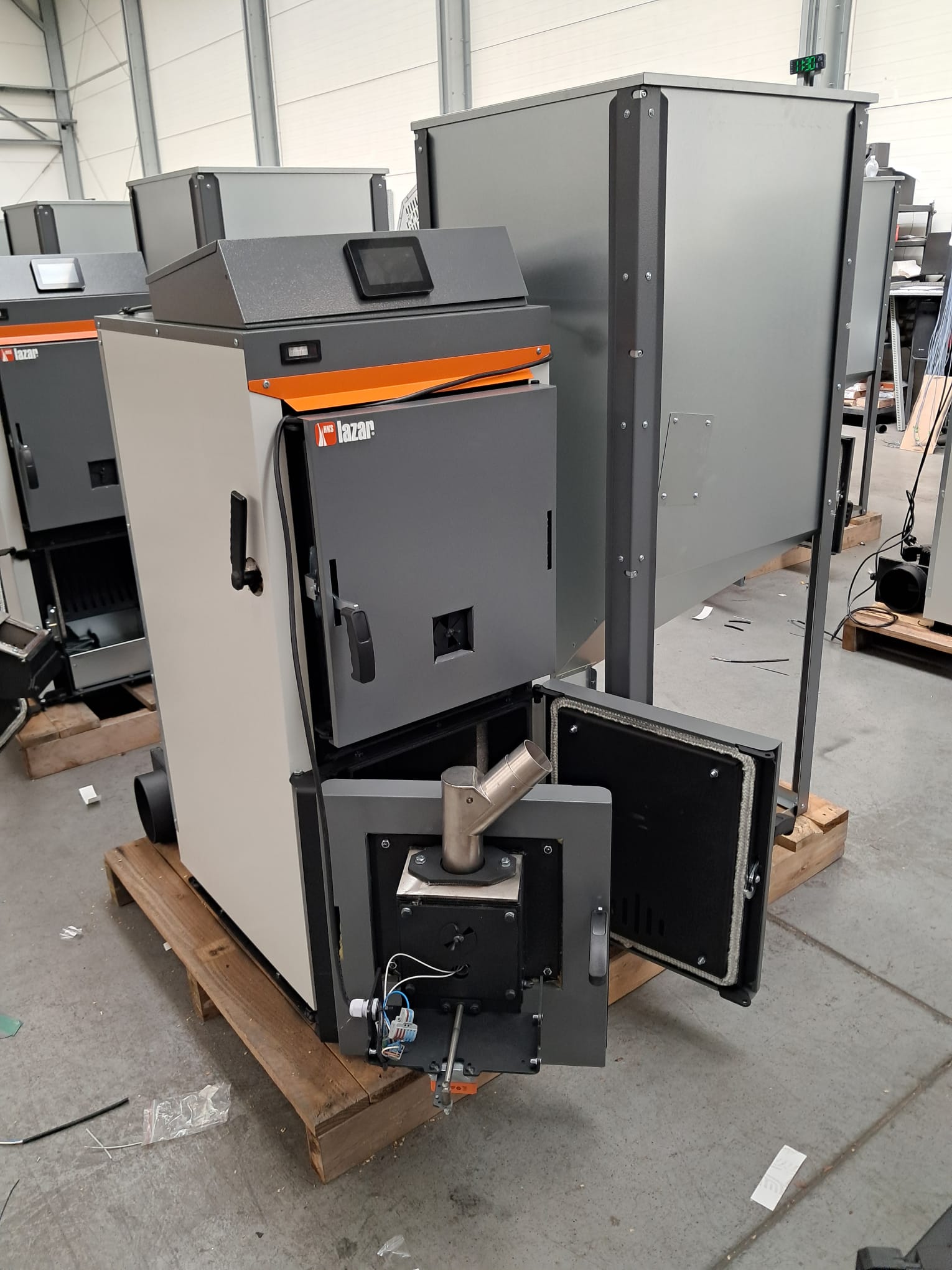 DSpell 20 Pelletkessel mit Zusatzrost für Holz