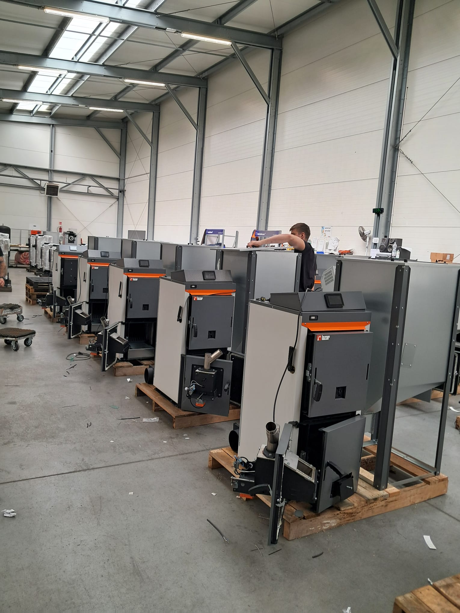 DSpell 20 Pelletkessel mit Zusatzrost für Holz