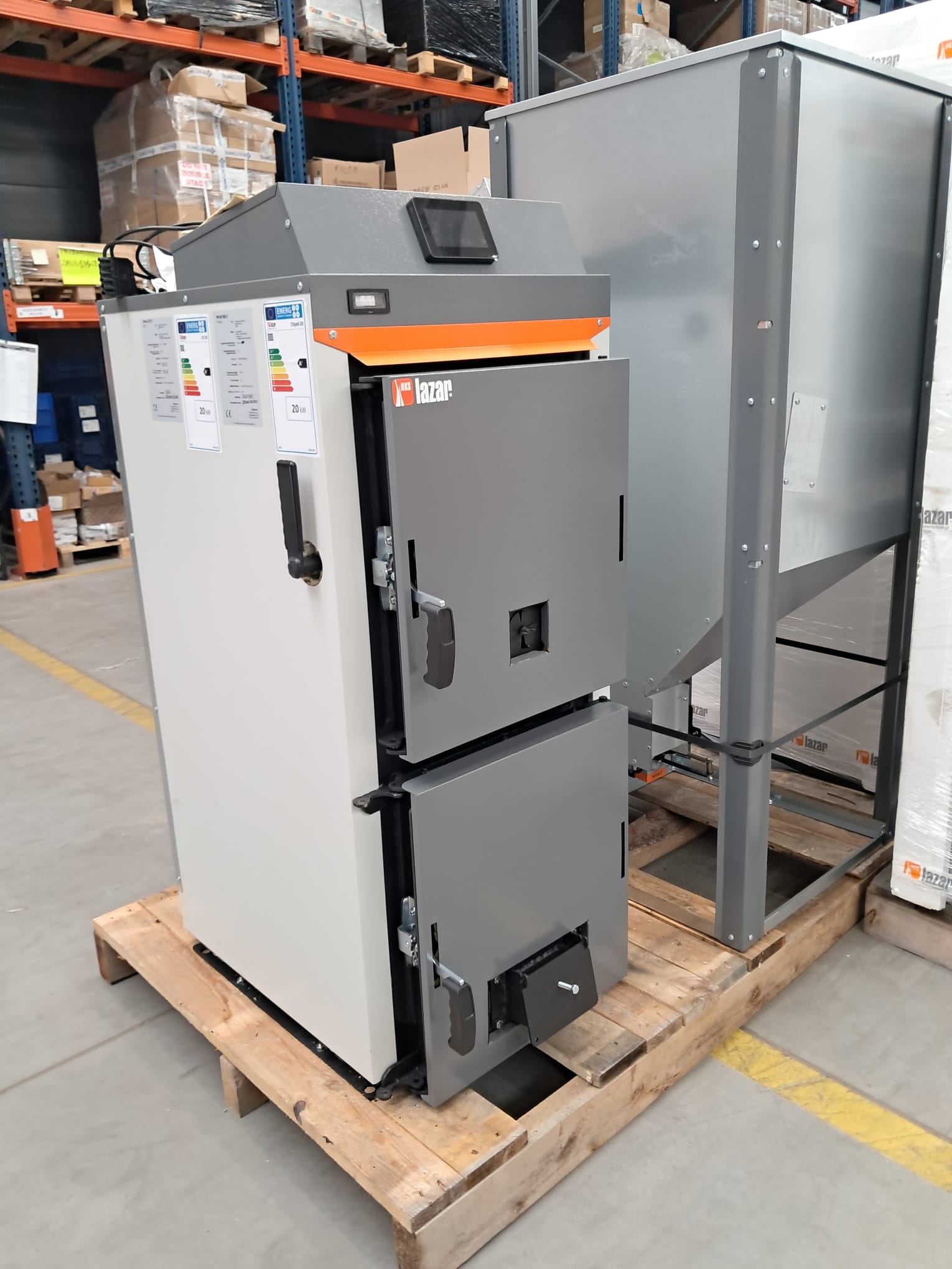 DSpell 20 Pelletkessel mit Zusatzrost für Holz