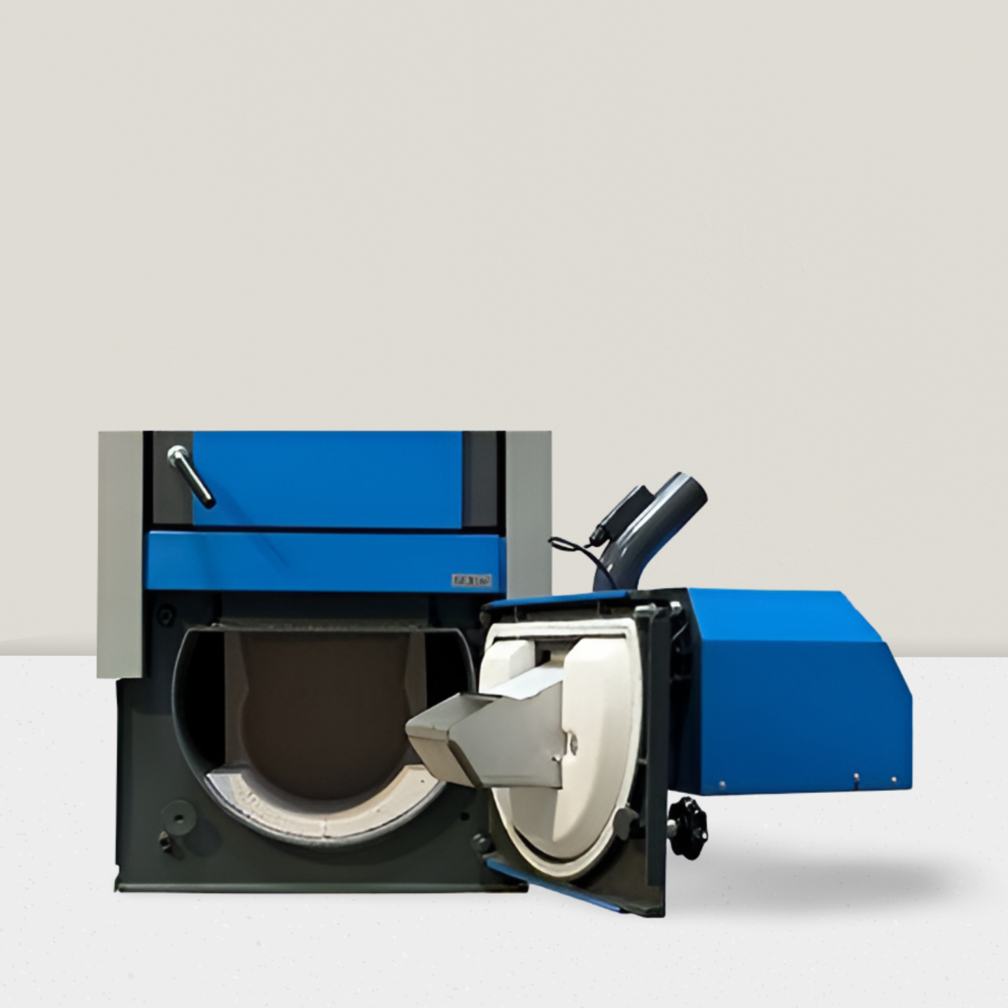 Kombikessel 19 - 30 kW GSP von ATMOS für Holz und Pellets